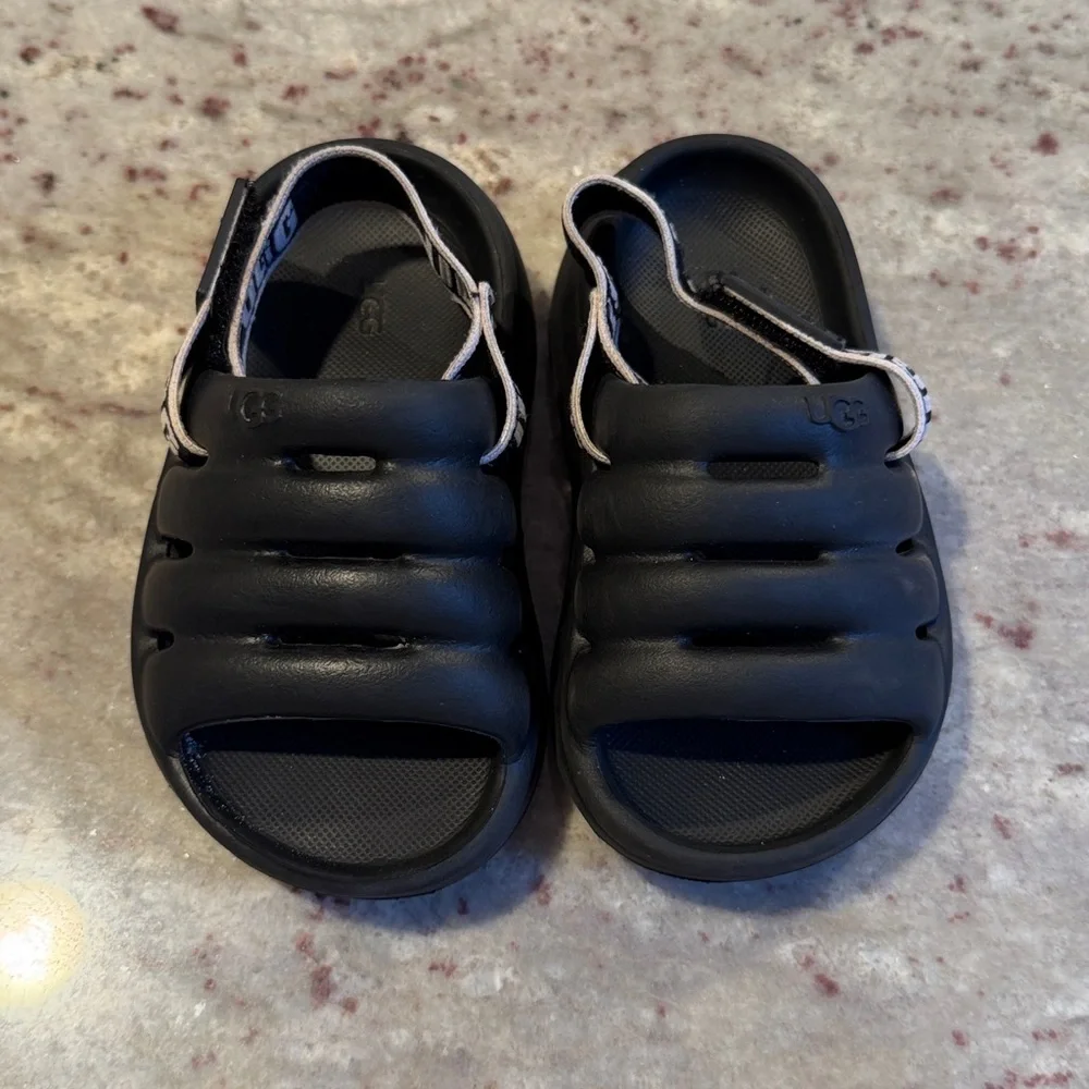 UGG Kids Sandals Black Chunky Platform Slingback Toddler 7 8 (Estimated)